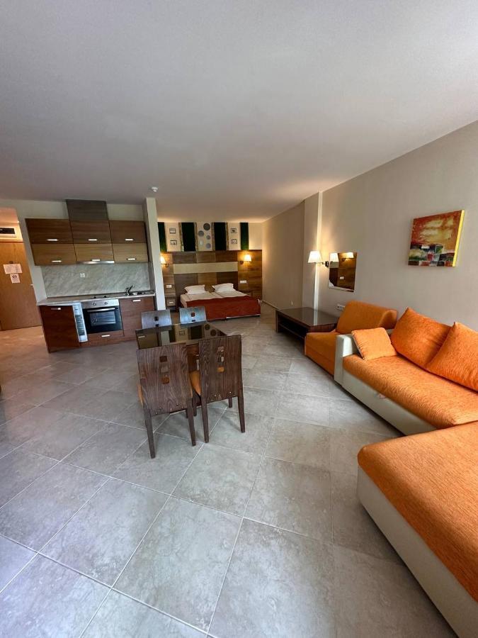 Briz Beach Apartments - Section B Sunny Beach Eksteriør billede