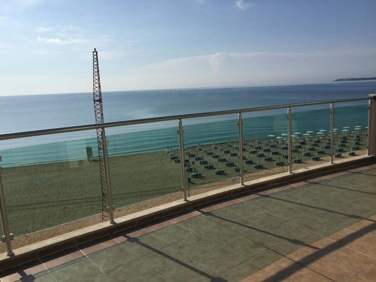 Briz Beach Apartments - Section B Sunny Beach Eksteriør billede